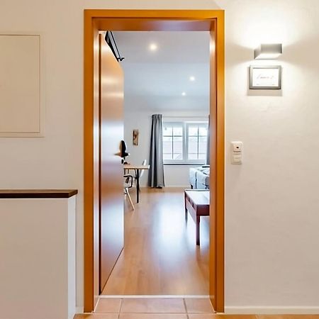 Komfortables Doppelzimmer In Kehl Goldscheuer - 1A Guesthouse Kültér fotó