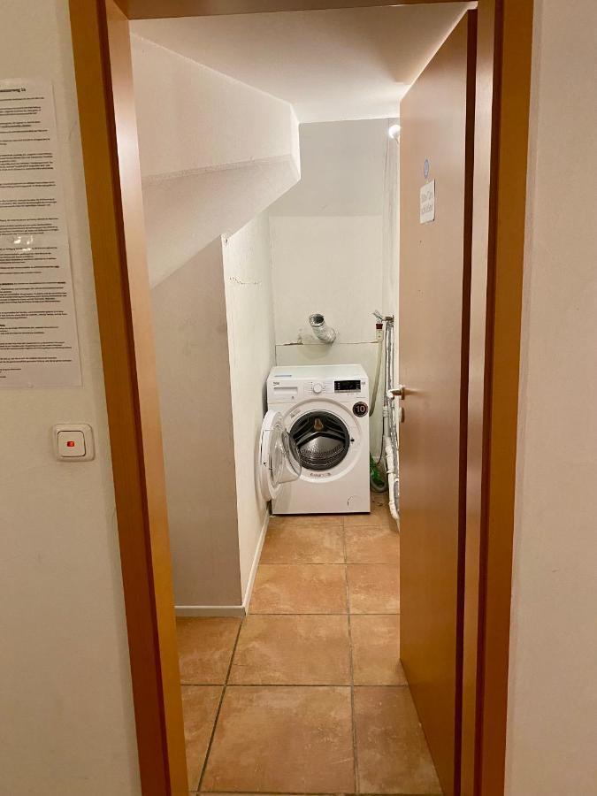 Komfortables Doppelzimmer In Kehl Goldscheuer - 1A Guesthouse Kültér fotó