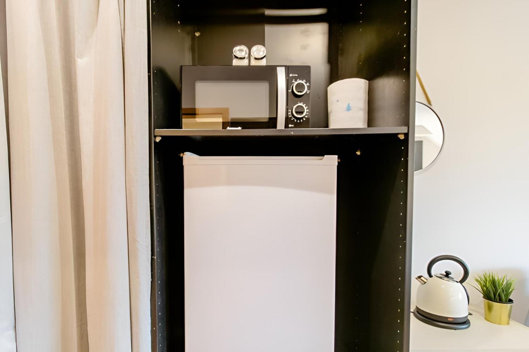Komfortables Doppelzimmer In Kehl Goldscheuer - 1A Guesthouse Kültér fotó